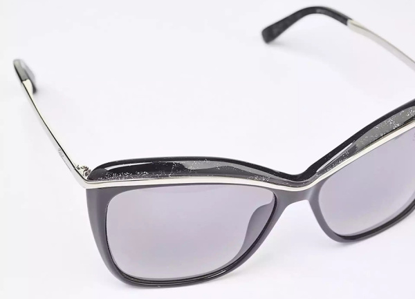 Очки солнцезащитные Blumarine 656 700 - фото, цена в интернет-магазине Мода-Оптик Архангельск