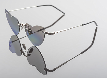 Очки солнцезащитные Saint Laurent 254 Loulou-002