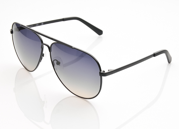 Очки солнцезащитные Guess GU00059 02W - фото, цена в интернет-магазине Мода-Оптик Архангельск